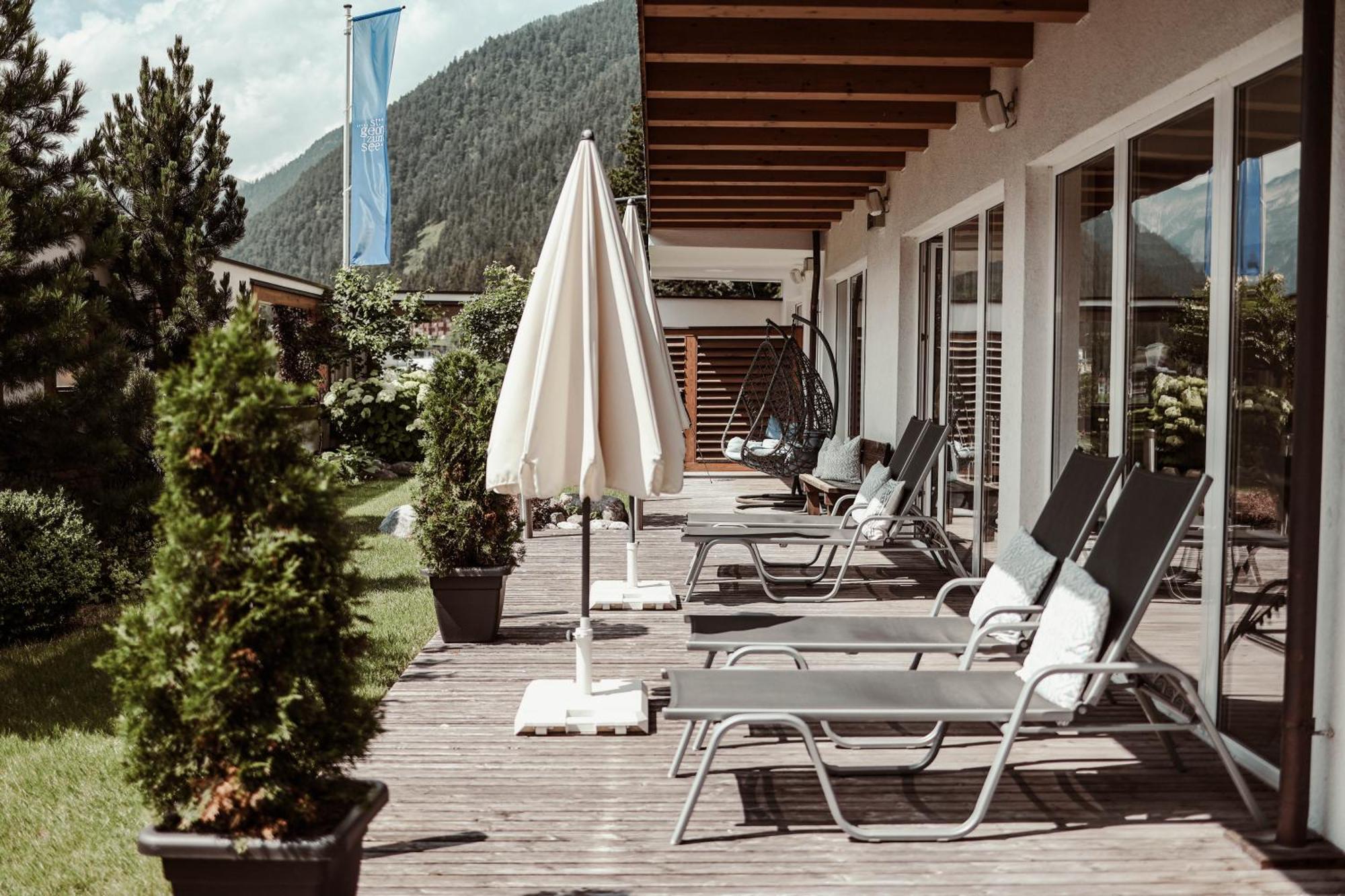 Hotel St. Georg Zum See Maurach  Exterior foto